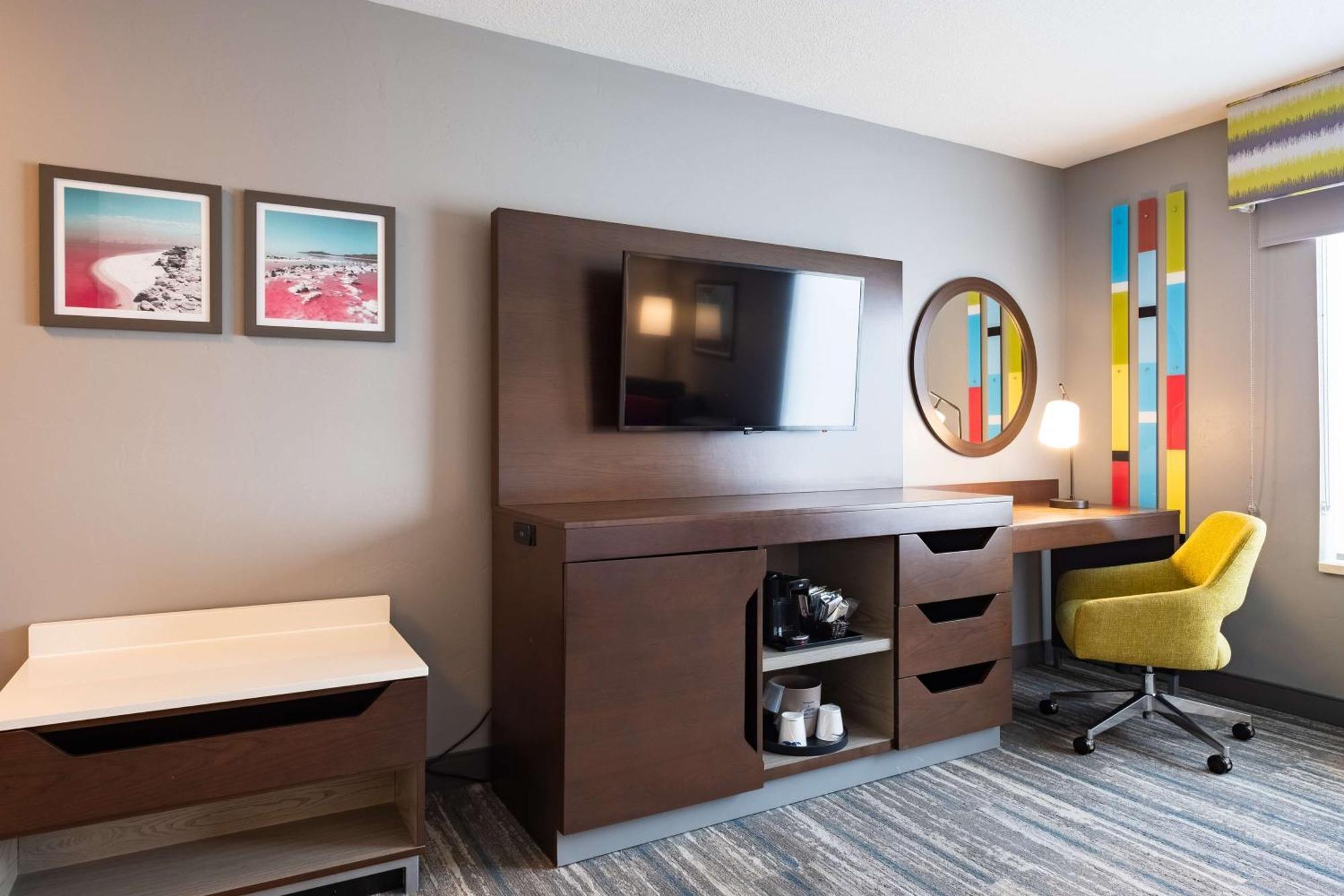 Hampton Inn & Suites Salt Lake City Airport Exterior foto